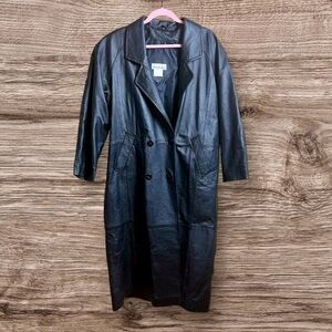 Vintage David Benjamin black leather trench/duster coat. Size 14.